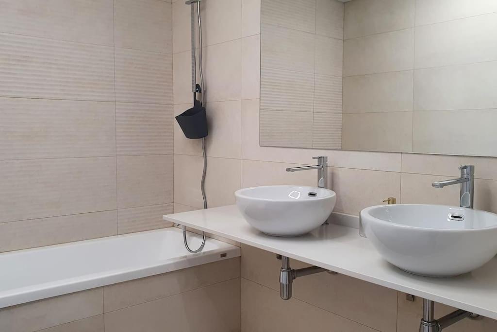 321 - Luxury Penthouse With Amazing Views Lejlighed San Roque  Eksteriør billede