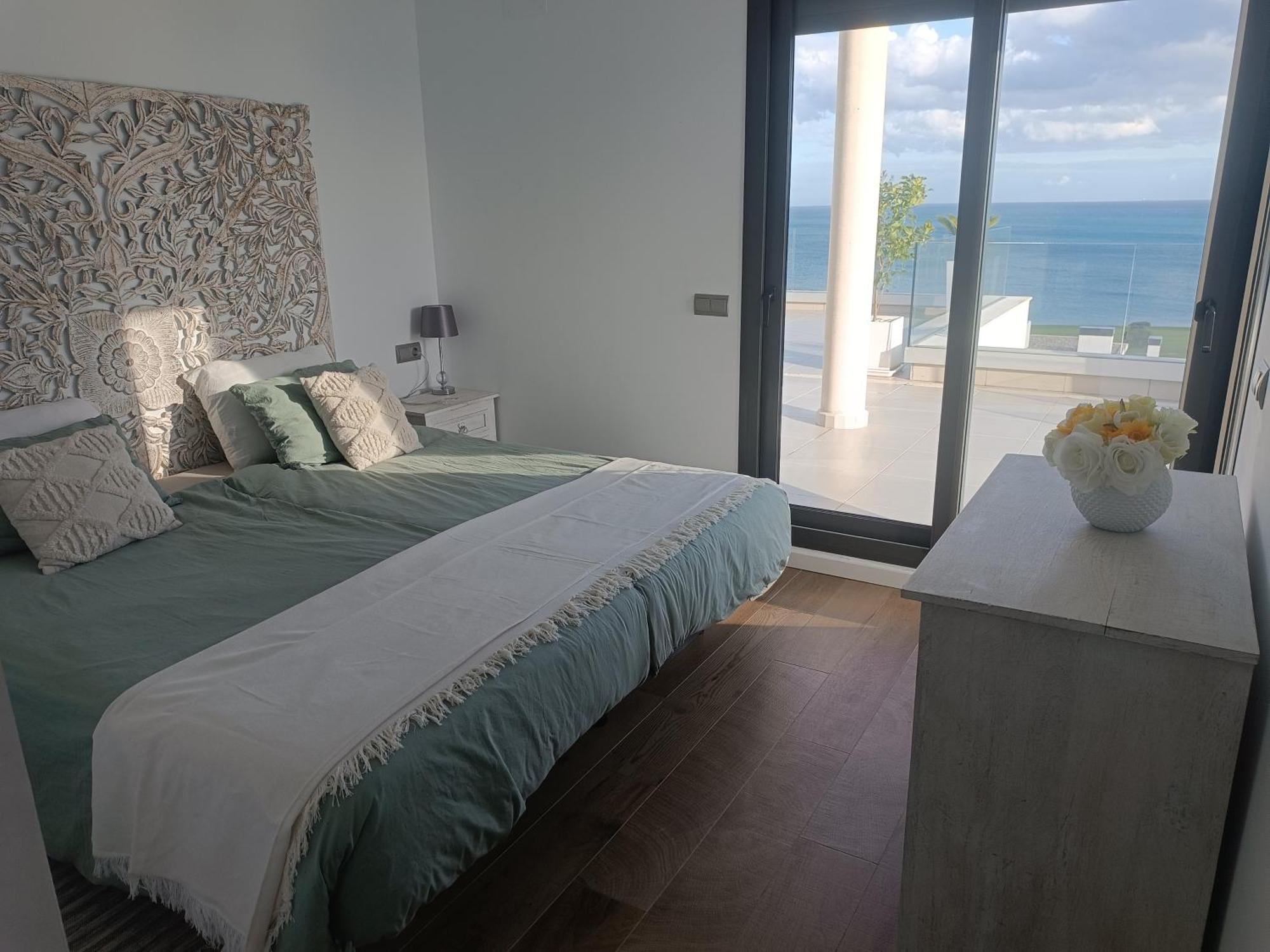 321 - Luxury Penthouse With Amazing Views Lejlighed San Roque  Eksteriør billede