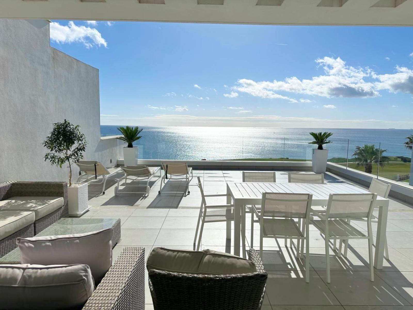 321 - Luxury Penthouse With Amazing Views Lejlighed San Roque  Eksteriør billede